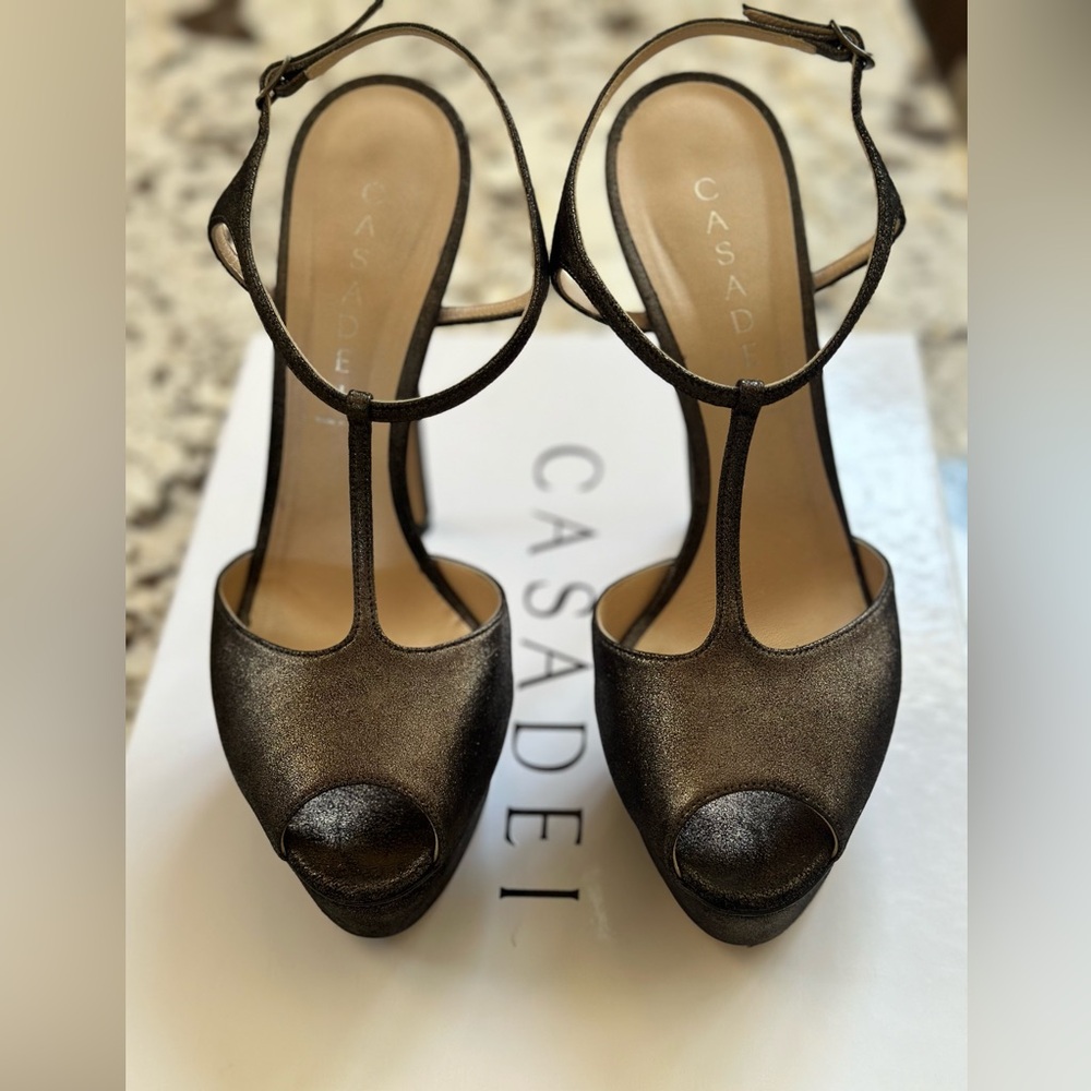 Casadei Pellame Platform Peep toe Pumps